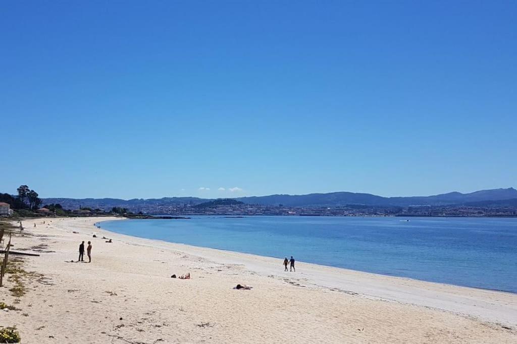 Ideal En Primeira Linea De Playa By Cabana Rentals Cangas do Morrazo Kültér fotó